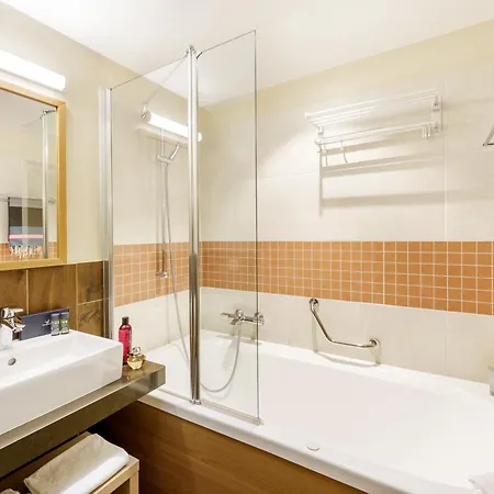 Prázdninový areál Center Parcs Le Bois Aux Daims 3*