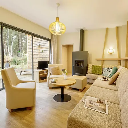Center Parcs Le Bois Aux Daims 3* Morton